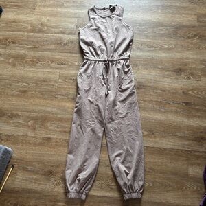 Evereve Mila Sleeveless Jumpsuit